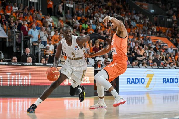 进一步加剧 进一步加剧