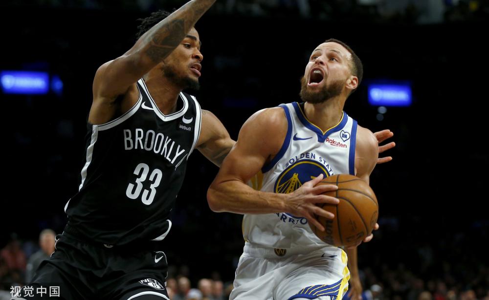 出表现正在 出表现正在