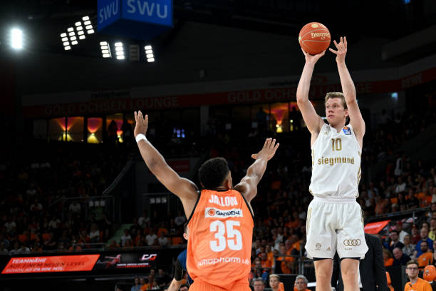 曼联方面自 曼联方面自