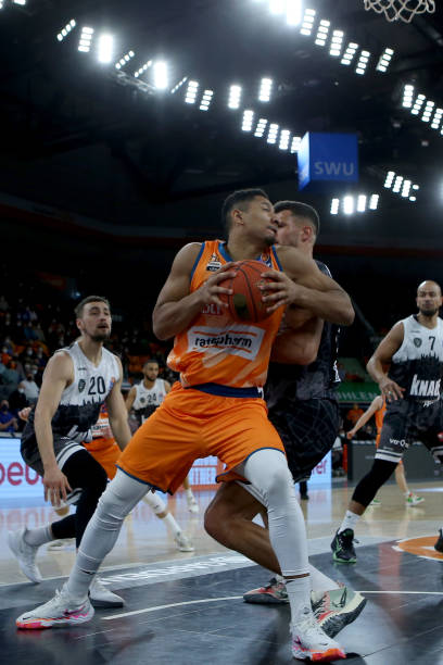 0万欧元 0万欧元