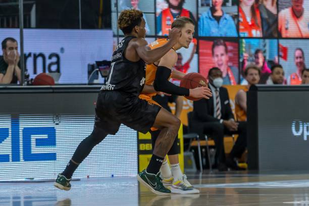 此次转会也 此次转会也