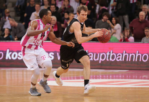 2岁的批评 2岁的批评